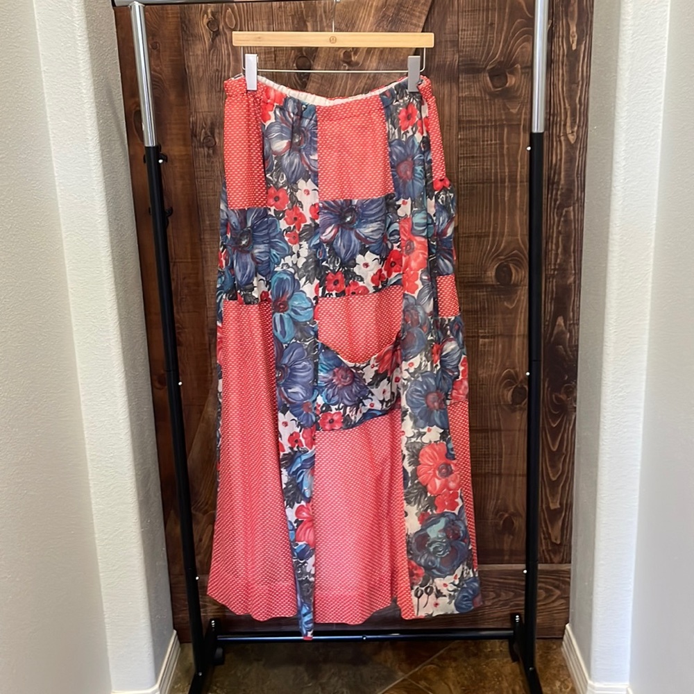 Beautiful handmade skirt with pockets